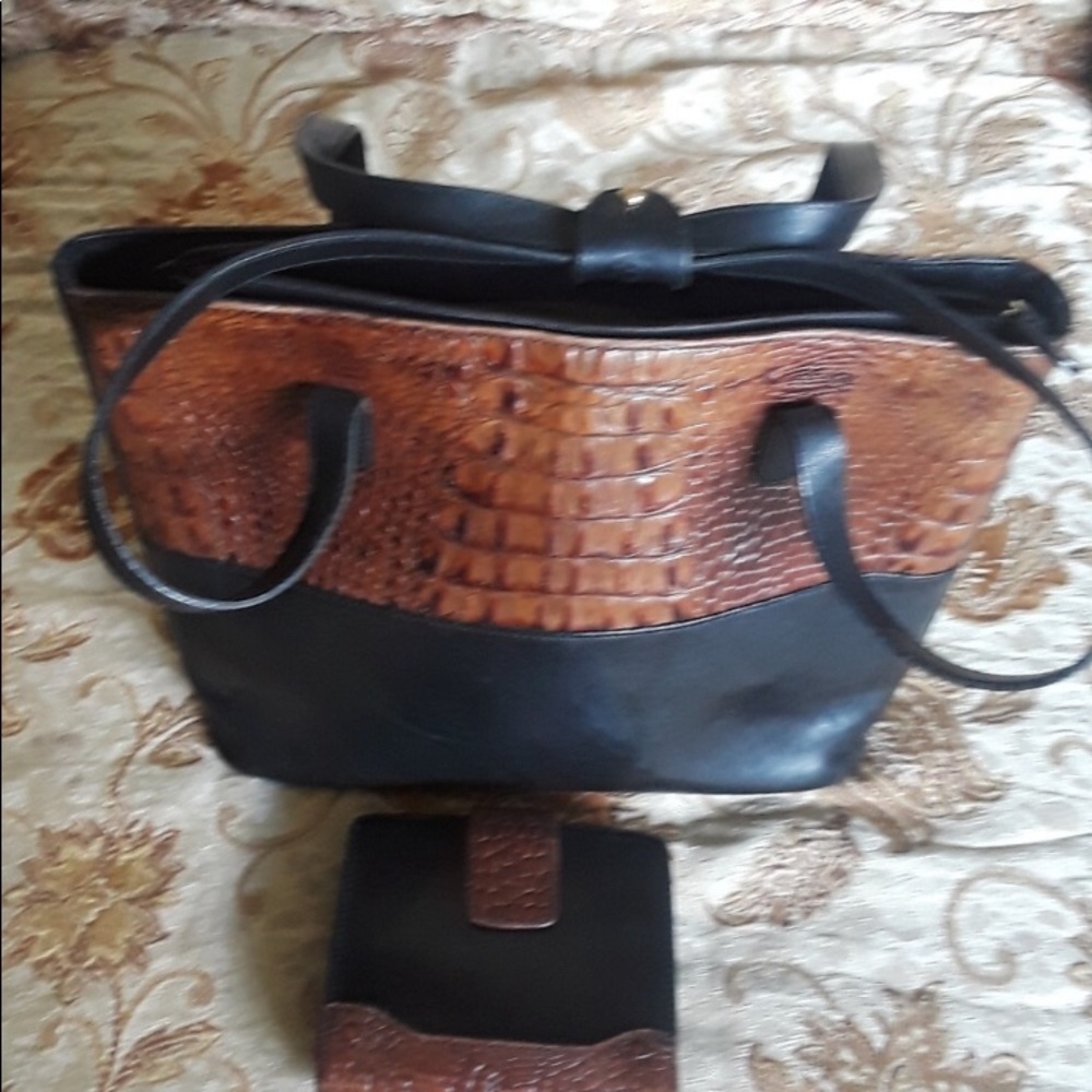 Brahmin (Vintage) Purse and Wallet matching set